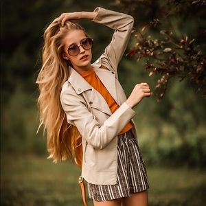 Meet your Posher, Emily